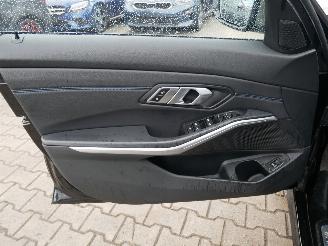 BMW 3-serie M340i X-DRIVE LEER HUD LED picture 17