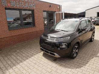 Vaurioauto  passenger cars Citroën C3 Aircross SHINE PACK PANORAMADAK HEAD-UP DISHPLAY AUTOMAAT MOTORSCHADE 2021/3