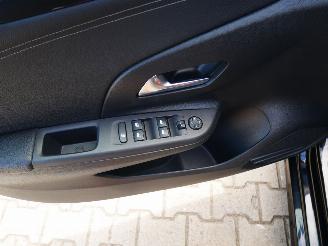 Opel Corsa ELEGANCE AUTOMAAT VIRTUAL COCKPIT picture 10