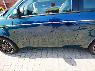 Fiat 500E LA PRIMA BY BOCELLI JBL LEER LED CABRIO picture 6