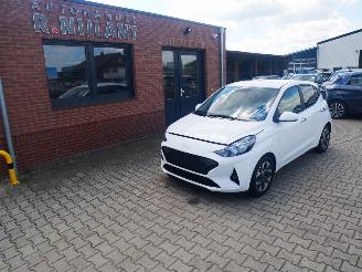 uszkodzony samochody osobowe Hyundai I-10  2025/5