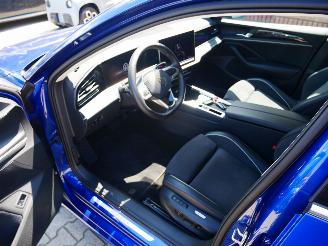 Volkswagen Passat ELEGANCE picture 10