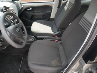 Volkswagen Up! e-Up picture 12