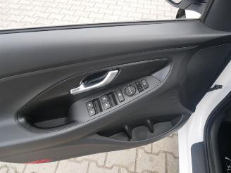 Hyundai I-30  picture 10