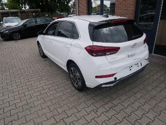 Hyundai I-30  picture 4