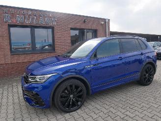 Damaged car Volkswagen Tiguan R-LINE 4MOTION HEAD UP HARMAN KARDON LEER IQ LIGHT 2021/12