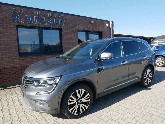 Damaged car Renault Koleos INITIALE PARIS 4X4 BOSE PANORAMADAK LEER ACHTERAS DEFECT 2017/10