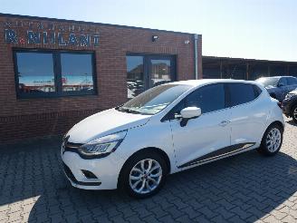 škoda osobní automobily Renault Clio INTENS LED AUTOMATISCHE AIRCO 2017/3