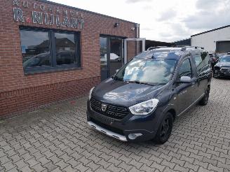 skadebil auto Dacia Dokker STEPWAY 2020/2
