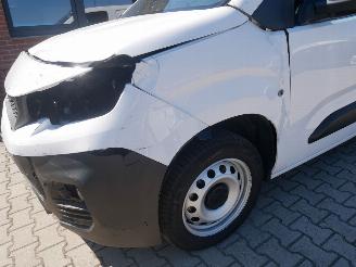 Peugeot Partner L1 picture 8