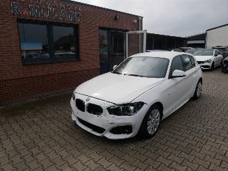 Damaged car BMW 1-serie 118i EDITION M-SPORT SHADOW LEER LED 2018/9