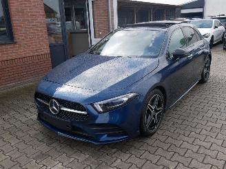 Damaged car Mercedes A-klasse A 250 AMG PANORAMADAK LED ALCANTARA BURMESTER 2020/8