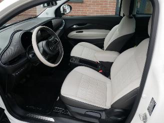 Fiat 500E LA PRIMA BY BOCELLI LEER LED picture 9