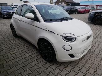 Fiat 500E LA PRIMA BY BOCELLI LEER LED picture 3