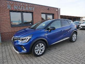 skadebil auto Renault Captur E-TECH  PLUG-IN HYBRID 160 E 2022/5