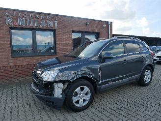 Damaged car Opel Antara  2016/9