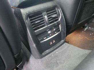 BMW 3-serie 330i TOURING XDRIVE M-SPORT SCHUIFDAK LEER LED picture 17