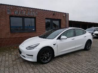 Unfallwagen Tesla Model 3 LONG RANGE DUAL AWD PANORAMADAK LEER 2020/11
