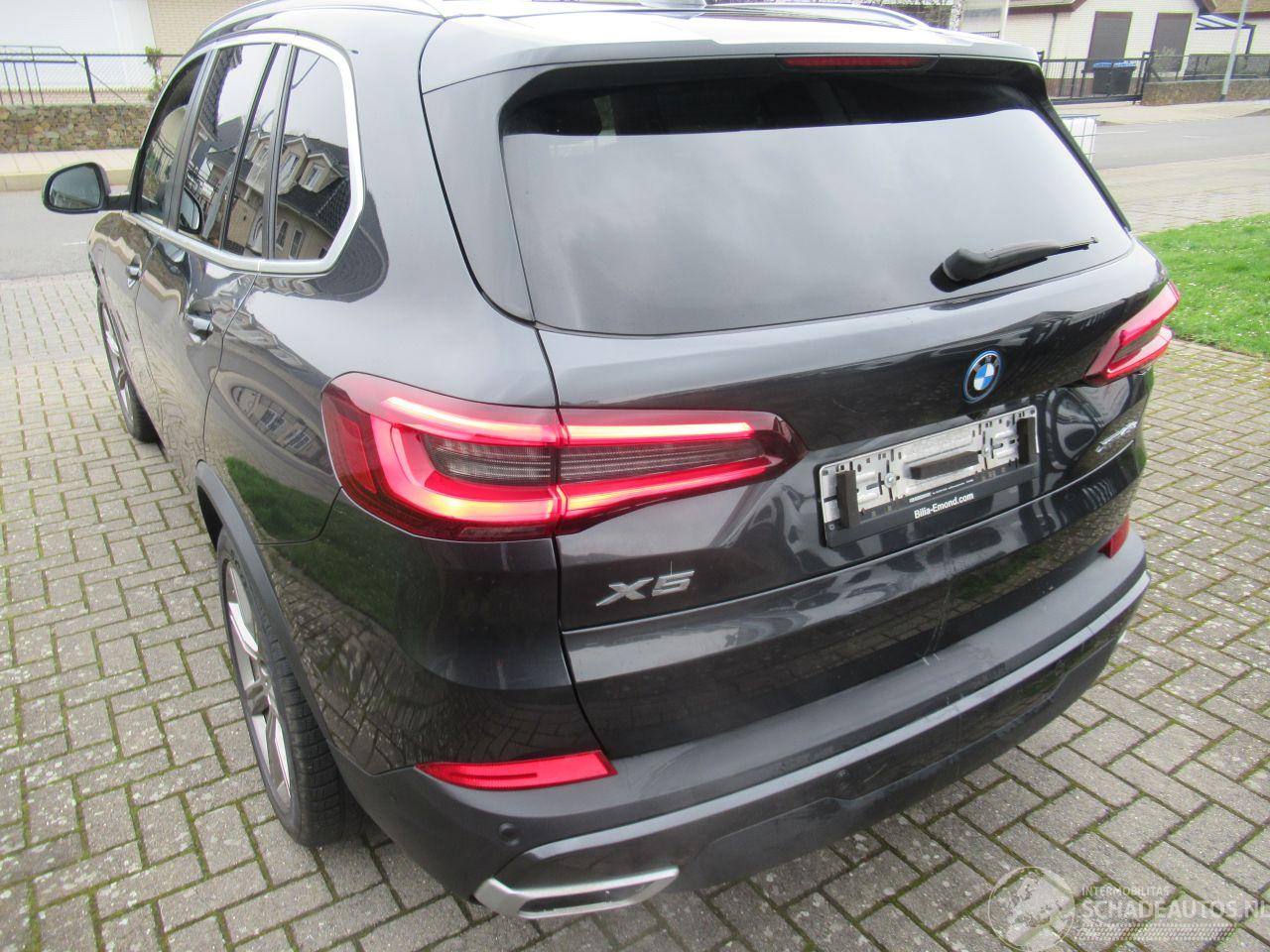 BMW X5 X-DRIVE45E AUT. PluginHybrid  33.500KM!! VirtualCockpit Leer Navi Camera StoelVerwarming Led Trekhaak