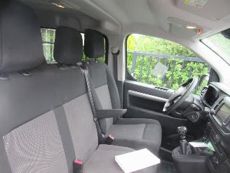 Toyota ProAce Verso 2.0D DubbelCab 2xSchuifdeur 6-Zits Airco Navi Camera StoelVerwarming CruiseControl....... picture 17
