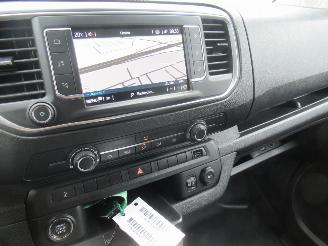 Toyota ProAce Verso 2.0D DubbelCab 2xSchuifdeur 6-Zits Airco Navi Camera StoelVerwarming CruiseControl....... picture 14