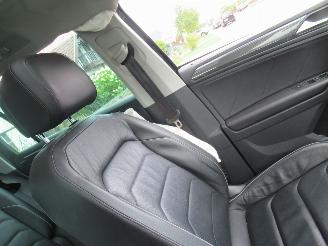 Volkswagen Tiguan 1.5TSI 150pk DSG-Aut. R-LINE Climatronic Leer Navi Panorama-D Camera ..... picture 17