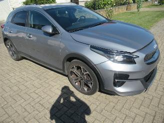 Kia Xceed 1.0T 120Pk 22.000km!! Climatronic Halfleer Navi Camera Keyless-Go ..... picture 6