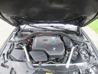 BMW 5-serie 530e Touring Aut. M-Sport  Shadow  Leer Navi Camera Panorama-D Head-Up SchuifDak E.Stoelen LuchtVering..... picture 13