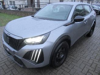 skadebil auto Peugeot 2008 1.2 PureTech Style 6.835km!! Climat Parktronic Tempomat Navi-VoorBereid Android/Apple Carplay 2025/3