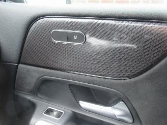 Mercedes B-klasse 180D Aut. AMG-LINE NightPack HalfLeer Navi Camera....... picture 18