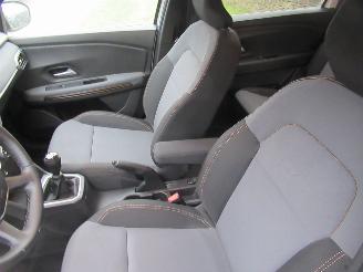 Dacia Jogger TCe  Extreme Edition 54.200km  Climat Navi Camera Keyless-Go picture 18