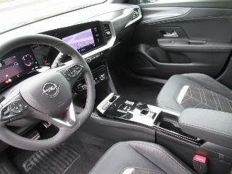 Opel Mokka 1.2T 130 Aut.Ultimate Airco-Aut HalfLeer Navi Camera StoelVerwarming...... picture 14