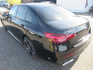 Coche accidentado Mercedes C-klasse C 300e Aut.PluginHybrid  AMG-LINE NightPack Leer Navi Cam LuchtVering StoelVerwarming 2023/5