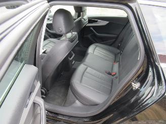 Audi A4  picture 11
