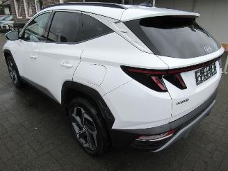 Coche accidentado Hyundai Tucson 1.6 HYBRID Aut.28.985km Climatronic Leer Navi Camera Stoel/Stuur Verwarming Krell-Sound 2024/6