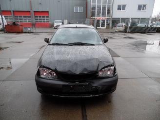 Schadeauto Toyota Avensis  2002/2