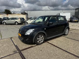 krockskadad bil auto Suzuki Swift 1.3 Comfort 2009/5