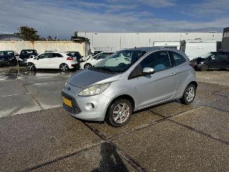 Voiture accidenté Ford Ka 1.2 TREND 2009/2