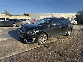 damaged passenger cars Renault Mégane Grandtour 1.6 DCI GT-Line 2015/11