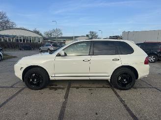 Porsche Cayenne 4.5 S picture 22