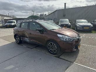 Renault Clio Estate 0.9 TCe picture 2