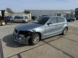 Coche accidentado BMW 1-serie 116i 2010/1