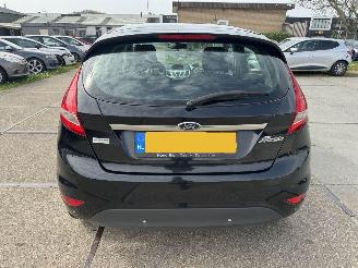 Ford Fiesta 1.25 Titanium picture 16