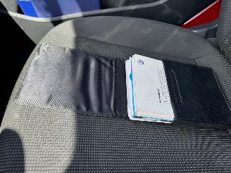 Volkswagen Up! 1.0 Take Up picture 9