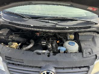 Volkswagen Transporter 2.5 TDI picture 11