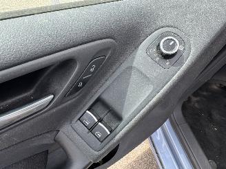 Volkswagen Golf 1.2 TSI Highline picture 5
