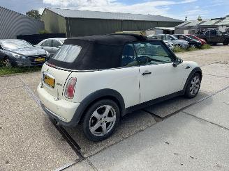 Mini Cabrio 1.6 Cooper Chilli picture 3