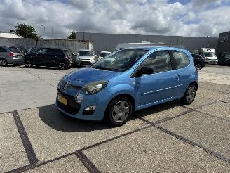 Schadeauto Renault Twingo 1.2 16v Dynamique 2012/11