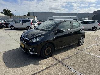 damaged passenger cars Peugeot 108 1.0 e-VTI 2018/9