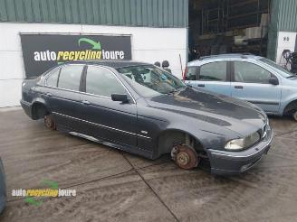 BMW 5-serie 5 serie (E39), Sedan, 1995 / 2004 523i 24V picture 1